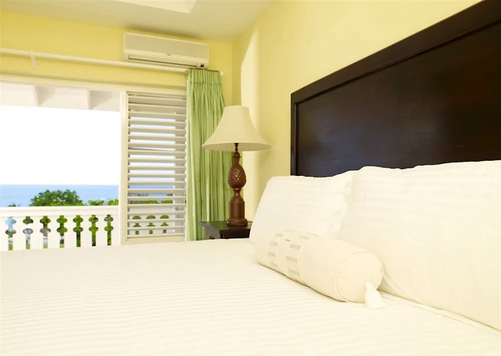 Golden Cove Villas Boscobel